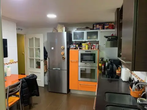 Casa adosada en Roda (La)