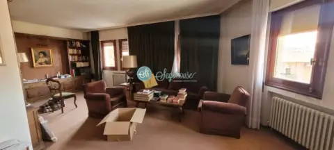 Piso en calle de los Coches