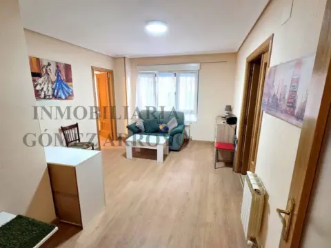 Apartamento en calle de Teófilo Ortega, 1