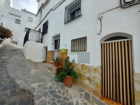 Casa en Canillas de Albaida