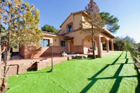 Chalet en calle Issac Peral