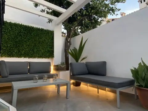 Casa adosada en calle de Berlioz, 49