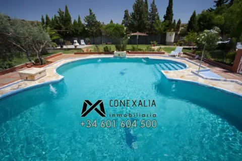 Chalet en Navalagrulla