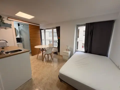 Estudio en Avenida Media