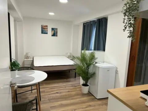 Estudio en Avenida Media