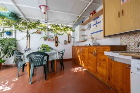 Piso en calle de Ángel Romero Elorriaga, 6