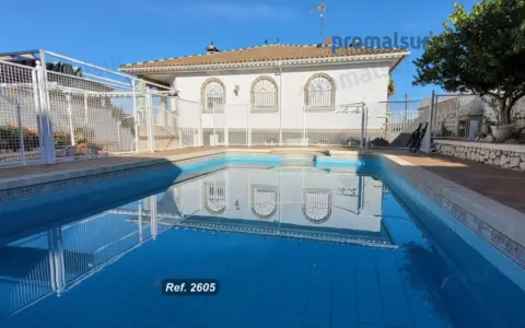 Chalet en Puente Genil