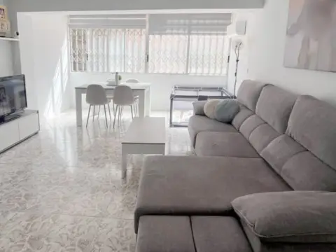 Piso en calle Colonia Santa Isabel