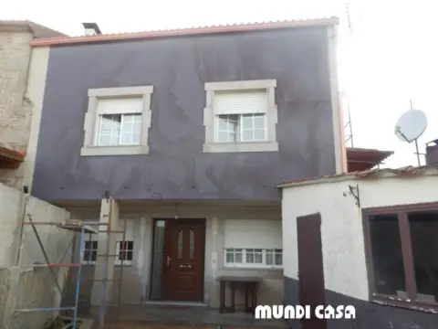 Casa en calle Iñobre-Taragoña
