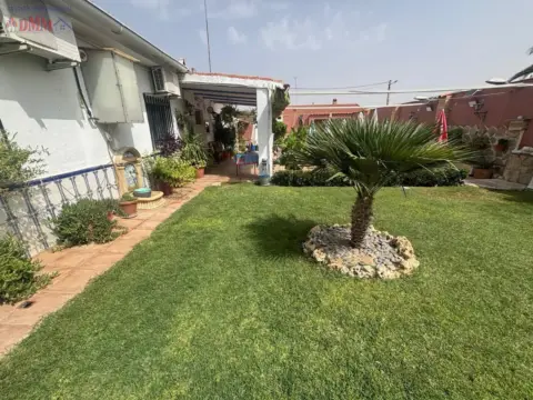 Chalet en Malagon