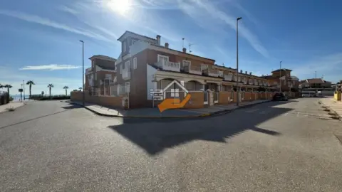 Casa adosada en Los Narejos - Punta Calera