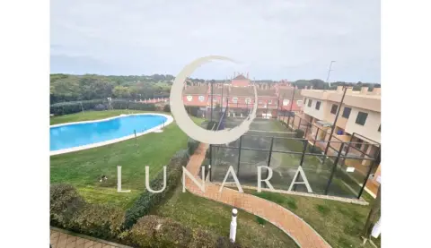 Casa adosada en Islantilla - Campo de Golf