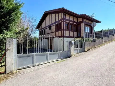 Chalet en Villaverde de Trucios