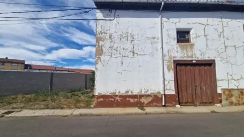 Casa en calle El Jano, 27