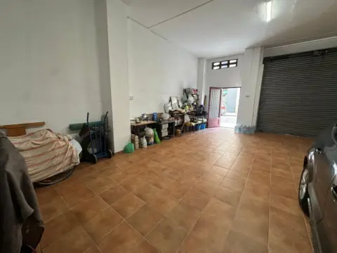 Local comercial en Carrer del Doctor Ferran