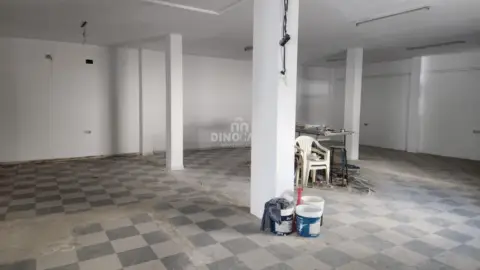 Local comercial en El Almendral