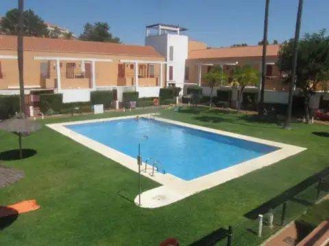 Terraced house in Avenida de Río Frío, 1