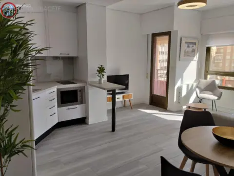 Apartamento en Industria