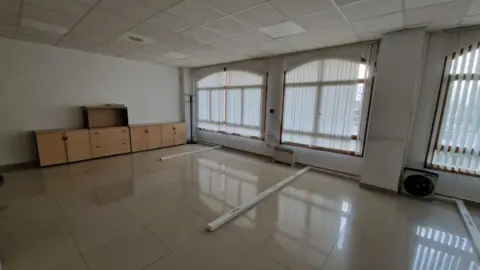 Oficina en calle de Moisés de León, 46