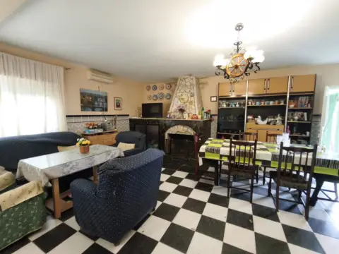 Chalet en Bótoa