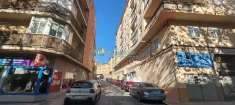 Piso en Centro - Universidad