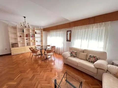 Piso en calle Rosario