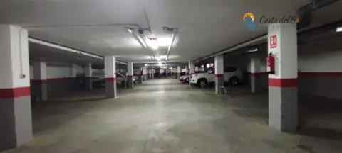 Garaje en Benalmádena — Pisos.com