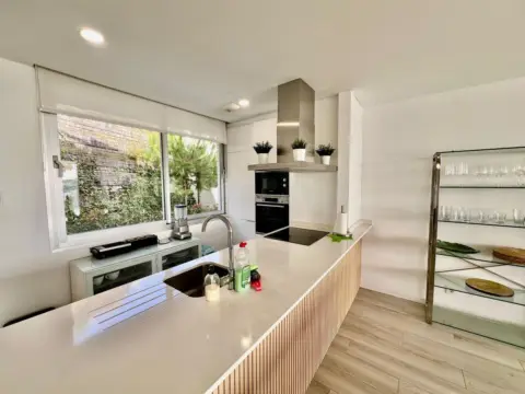 Casa adosada en Cancelada