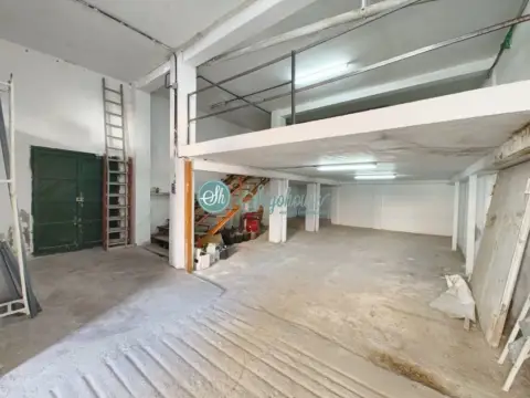 Local comercial en calle de la Amapola