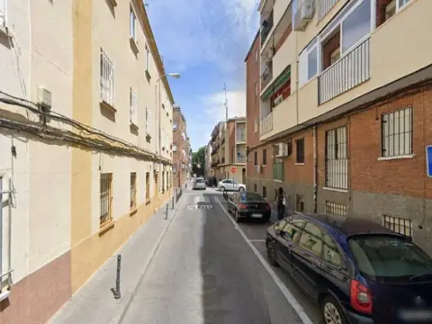 Piso en calle de José del Pino Jiménez