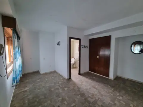 Estudio en calle de la Cruz, 20