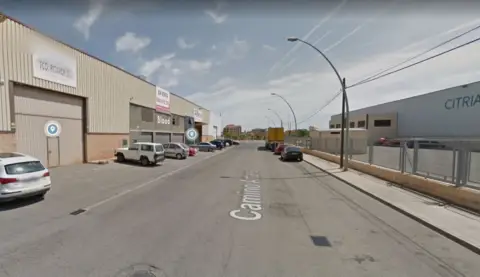 Nave industrial en Camino de Artana Vila-real