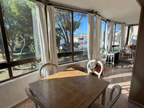 Apartamento en Calahonda