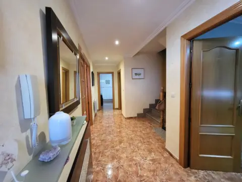 Casa adosada en Roda (La)