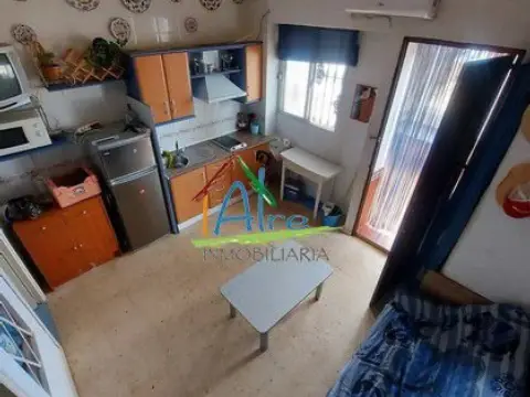 Apartamento en calle Centro Comercial Caño Guerrero