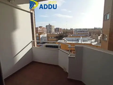 Piso en Avenida de la Cruz del Campo