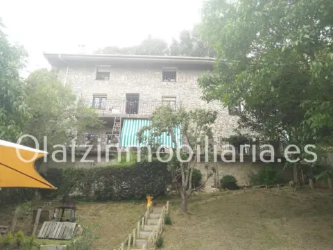 Casa en Mioño