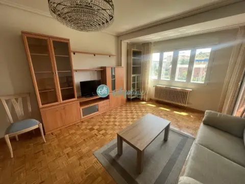 Piso en Crt. de Villacastín