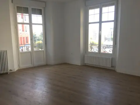 Apartamento en Avenida de Ordoño II, 41