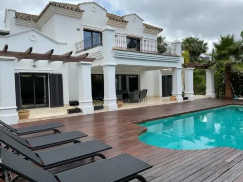 Casa en Milla de Oro - Puente Romano
