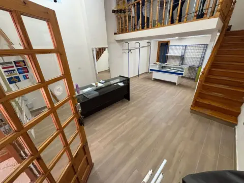 Local comercial en Centro - San Clemente