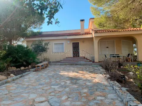 Casa en Avenida Garbanzuelo