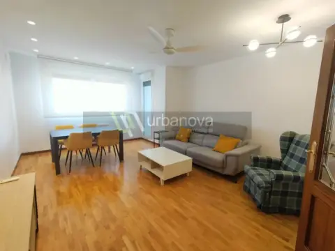 Piso en Avenida Solidaridad