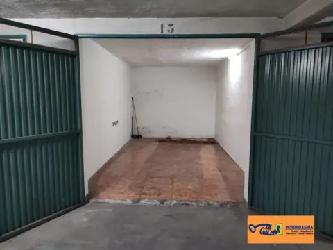 Garage in Manzanares