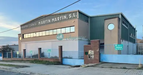 Nave industrial en Polígono Hontoria