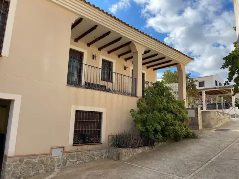 Finca rústica en calle Ds Quijiliana S-N