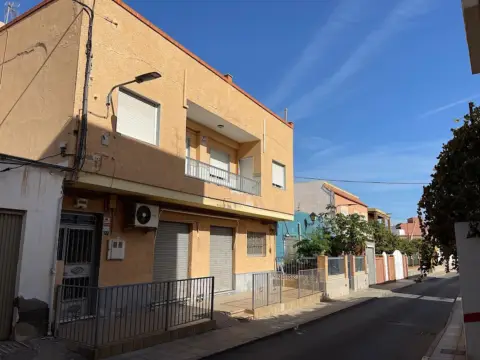 Casa en calle Calvo Sotelo, nº 17
