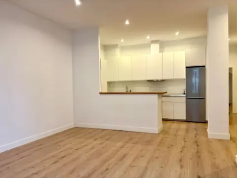 Apartamento en Avenida de Ordoño II, 41