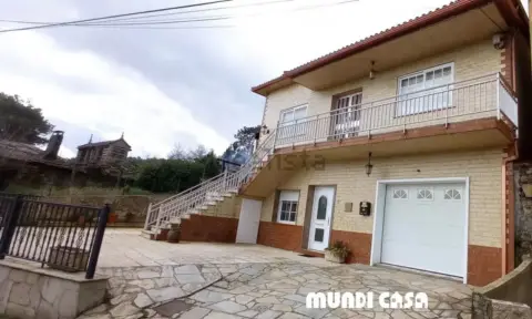 Casa en calle Treites de Arriba