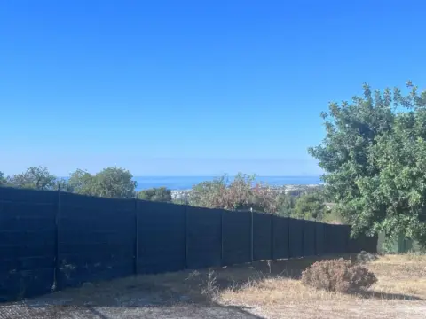 Terreno en calle Huerta del Fraile